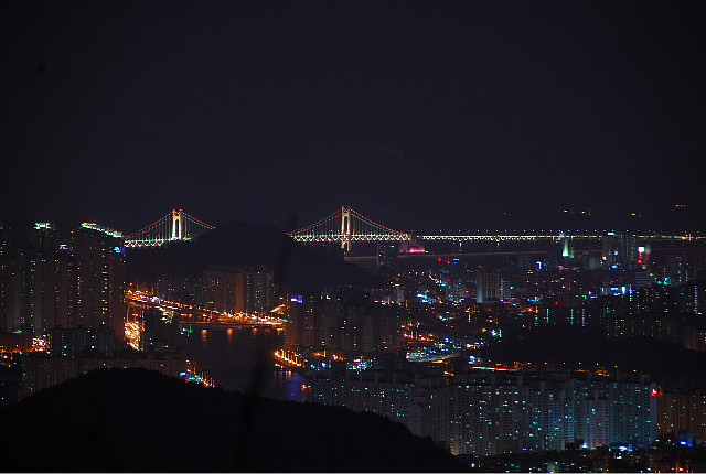 윤산 이미지