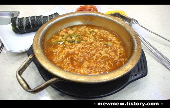 라면 더하기 김밥 | 인스티즈