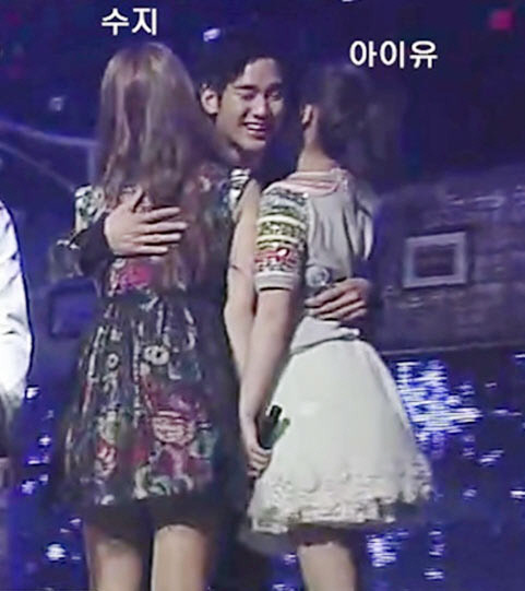 수지와 아이유를 동시에 끌어 안아본 남자.jpg | 인스티즈