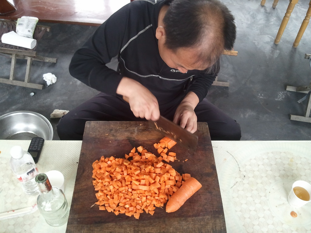 산닭백숙 이미지