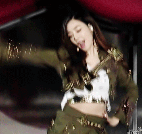 오늘자 가요대전 티파니 (조명주의).gif | 인스티즈