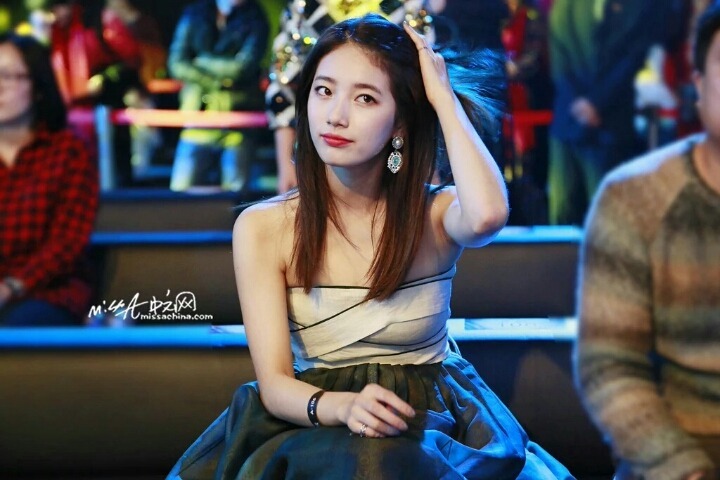 중국에서도 예쁨 돋는 수지.jpg | 인스티즈