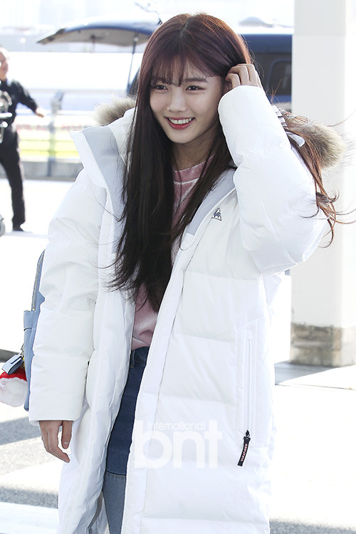 오늘자 김유정 짱예 | 인스티즈