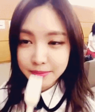 여리여리한 손나은 | 인스티즈