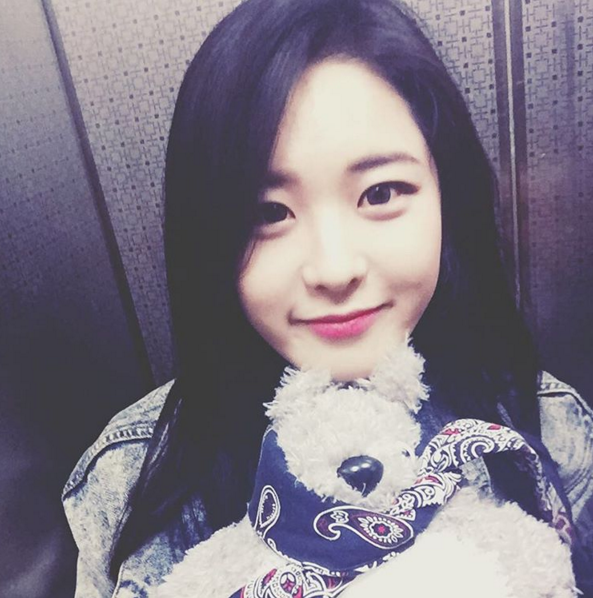 [프로듀스101] 초반 탈락해서 많이 아쉬운 안녕뮤직 김다정.jpg | 인스티즈