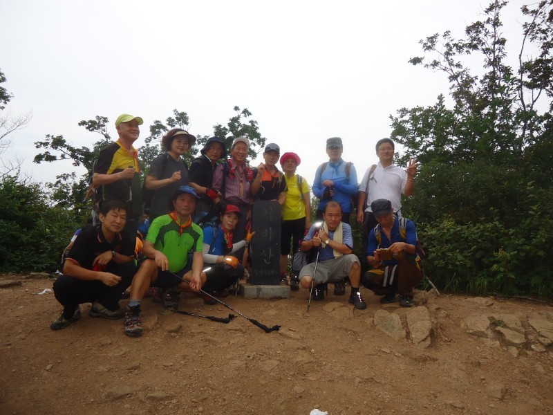 어비산 정상(829m) 이미지