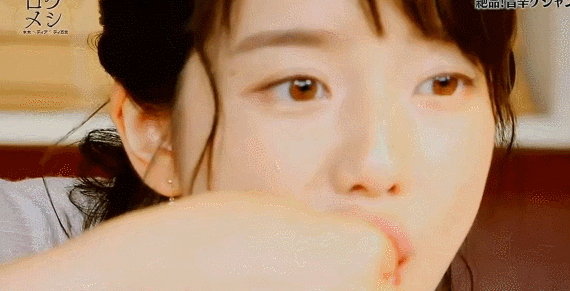 일본 여자아나운서의 간장게장, 불고기 먹방.gif | 인스티즈