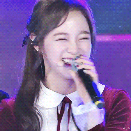 폼 올라온 오늘자 김세정ㄷㄷㄷ.GIF | 인스티즈