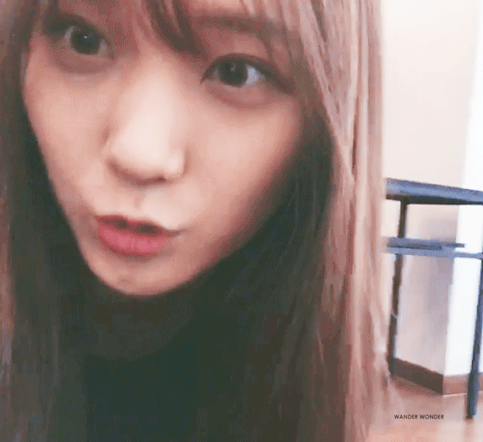 오늘자 프리스틴 브이앱 김민경 움짤 | 인스티즈