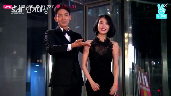 아이유 이준기 연기대상 레드카펫 | 인스티즈
