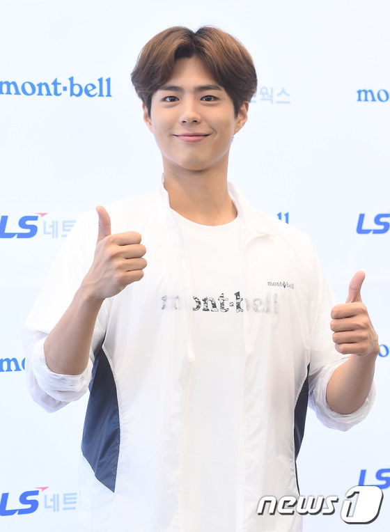 오늘자 왕자님 돋는 박보검.jpg | 인스티즈