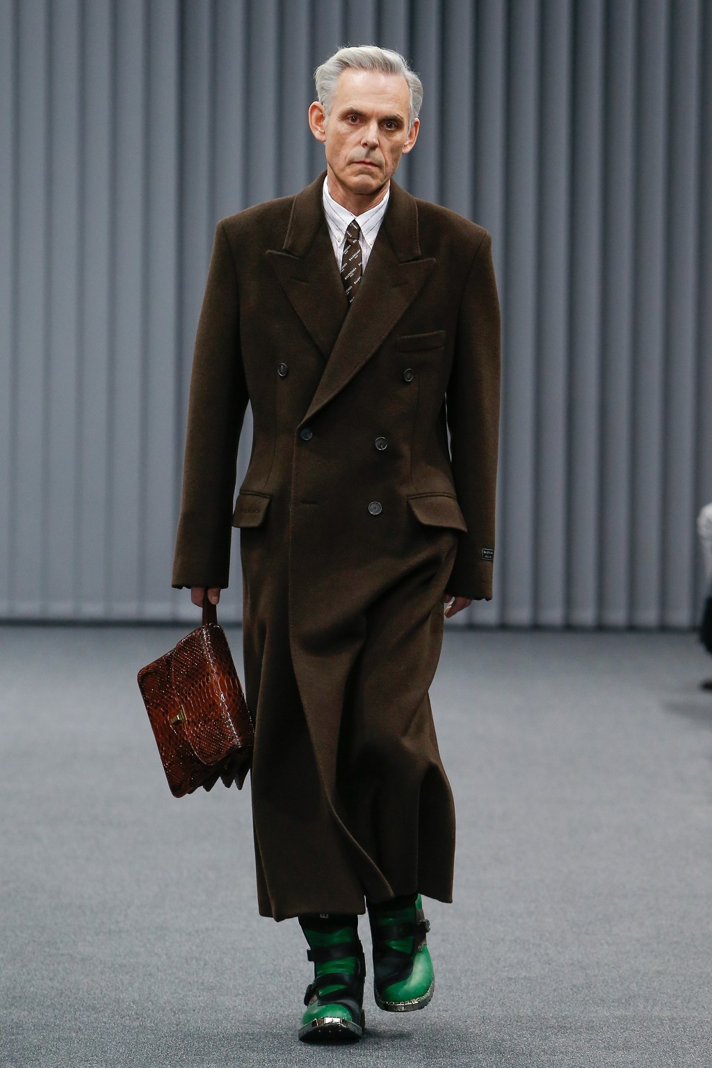 베트멍의 2번째 Balenciaga 2017.18 F/W 남성복 컬렉션 | 인스티즈