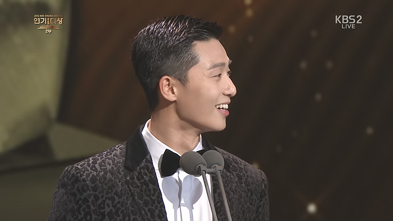 [KBS연기대상] 객석이 술렁거렸던 이유(Feat.박서준 박형식)ㅋㅋㅋ.jpg | 인스티즈