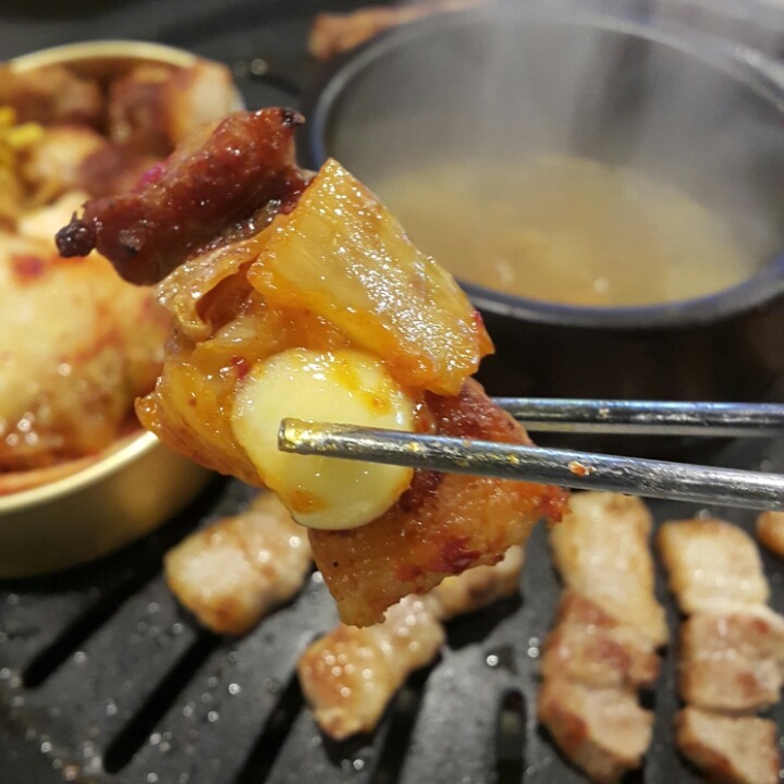 두툼 삼겹살 | 인스티즈