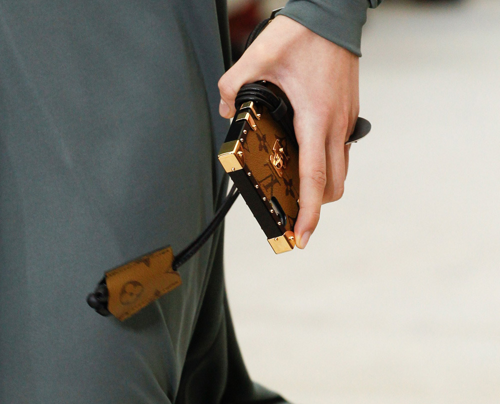 [루이비통] Louis Vuitton 신상 아이폰 7 케이스 가격정보 | 인스티즈