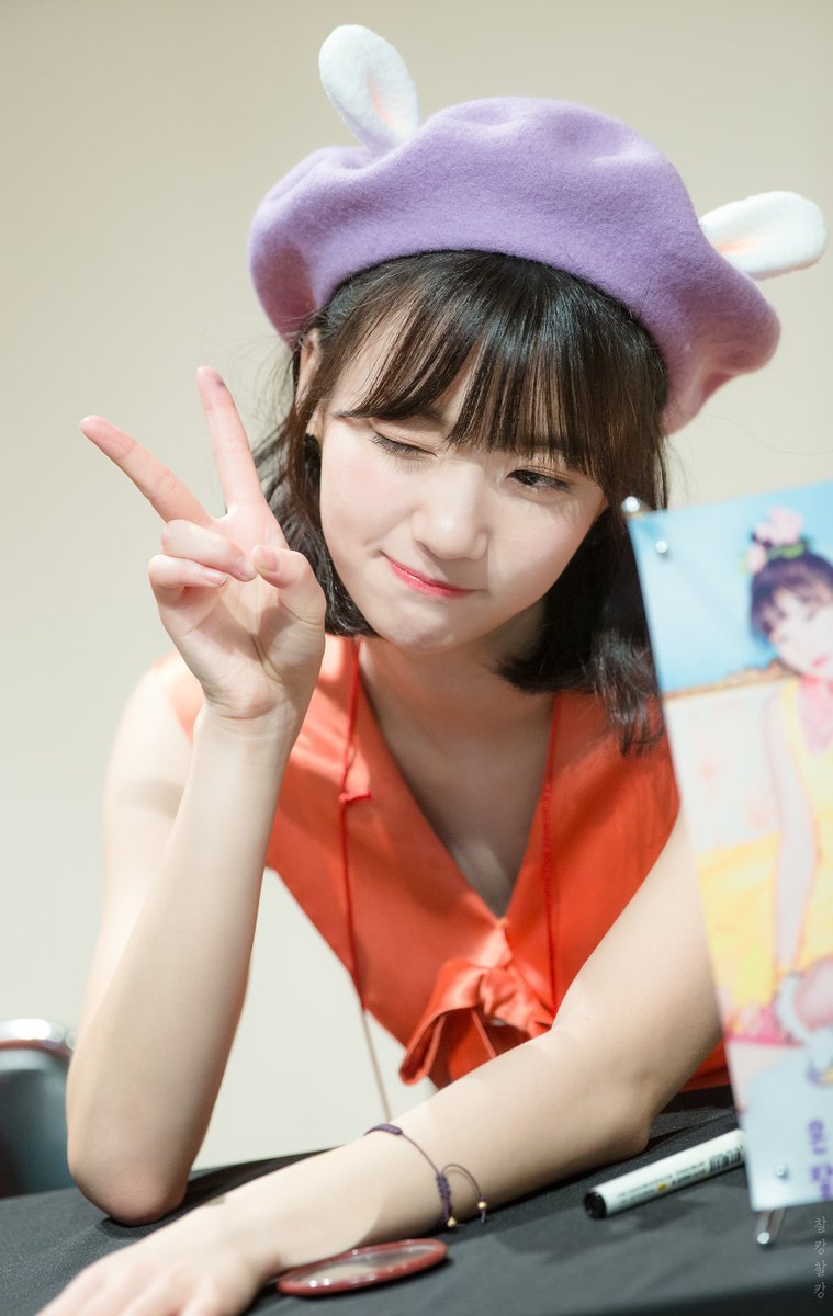 안본 사이 더 이뻐진 오마이걸 비니 | 인스티즈