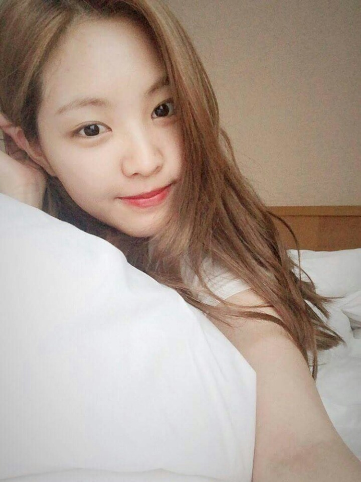 나은씨는 뭐 먹어서 이쁘지???? | 인스티즈