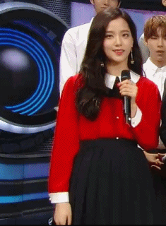 인기가요 스페셜mc 봤던 지수 움짤 투척~.gif | 인스티즈