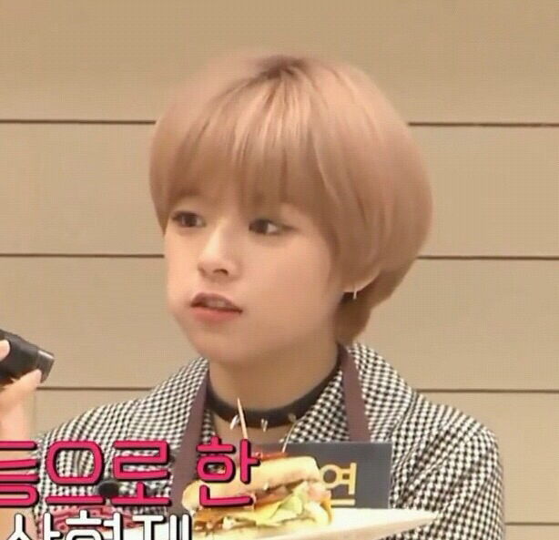 귀엽게 먹는 트와이스 정연.jpg | 인스티즈