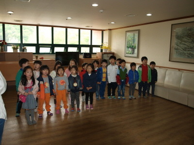 오즈킨더유치원 이미지