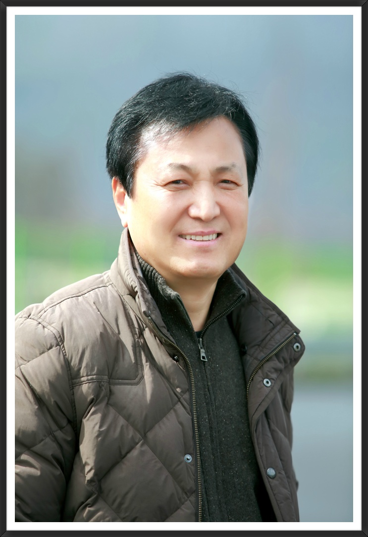 박*용 이미지