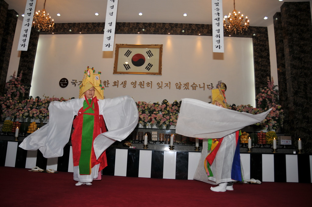 석원 이미지