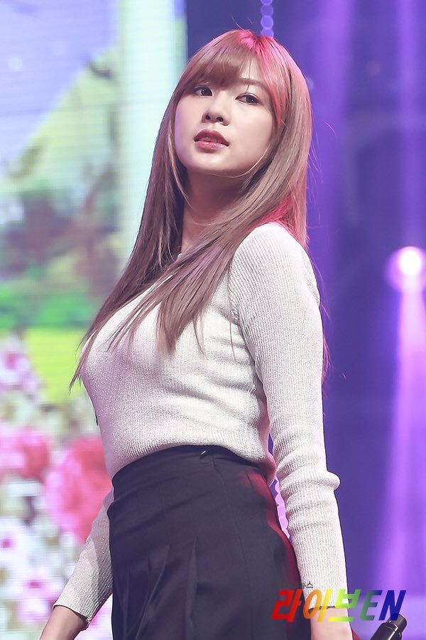 에이핑크의 리더 같은 막내 오하영.jpgif | 인스티즈