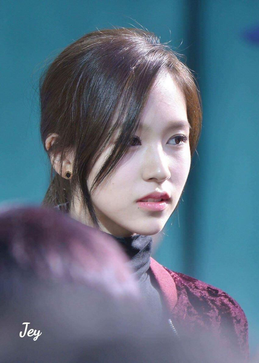 161104 뮤뱅 출근길 미나리 | 인스티즈