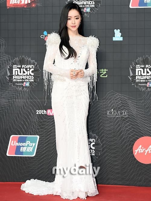 오늘자 MAMA 홍수아,제시.jpg | 인스티즈