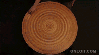 도자기 장인이 보여주는 회전의 아름다움.gif | 인스티즈