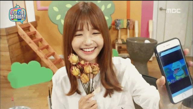 하연수 애교 모음.gif | 인스티즈