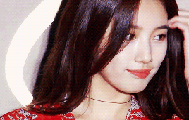 수지는 사랑입니다 gif | 인스티즈