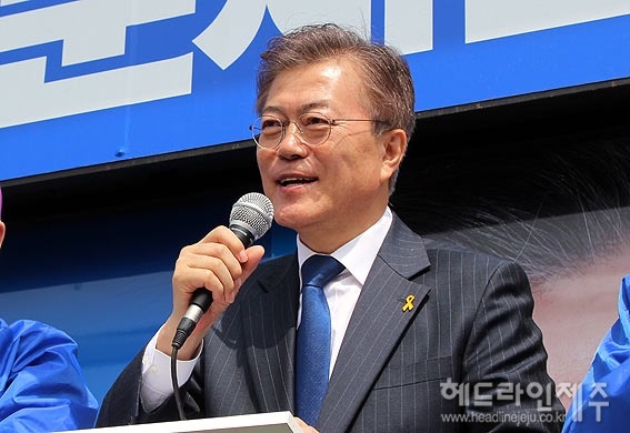 오늘 제주시 동문시장 찾은 문재인.jpg | 인스티즈