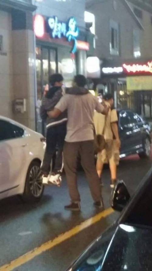흑인에게 안꿀리는 한국남자 | 인스티즈