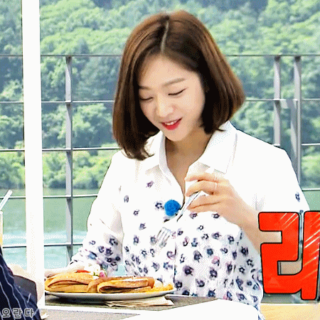 180617 1박2일 조보아.gif | 인스티즈
