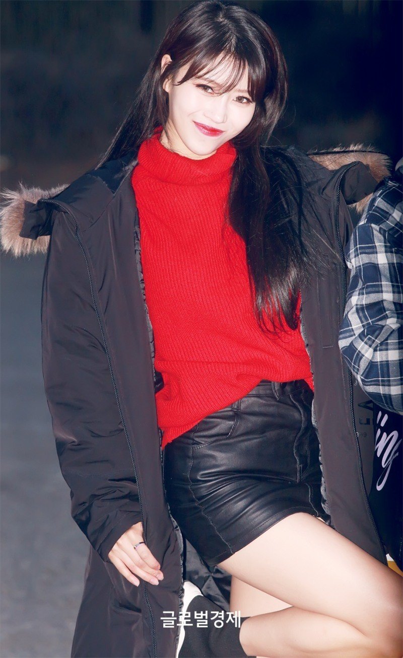 이젠 출근길에 팬들까지 이용하는 러블리즈 미주.jpgif | 인스티즈