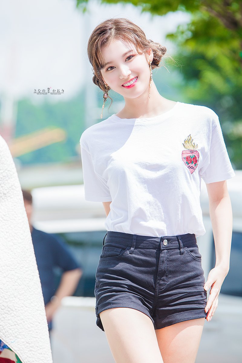 상큼한 트와이스 사나.jpg | 인스티즈