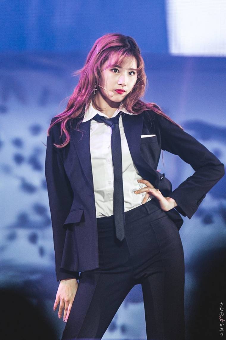 원스 비긴즈 팬미팅 사나 사진 | 인스티즈