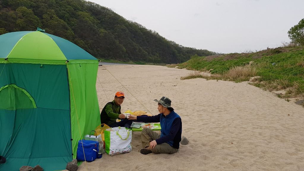 캠핑장어 이미지
