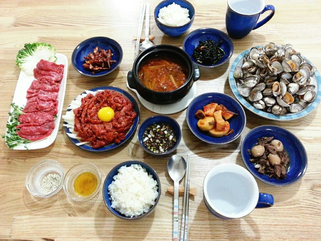 5년차 마느님이 기분 좋을 때 해주시는 상차림 | 인스티즈