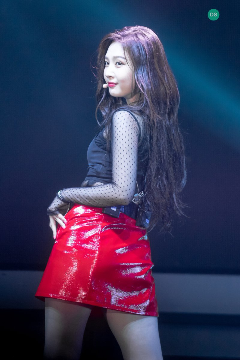 레드벨벳의 큐티섹시갓 둥둥이 조이.jpg | 인스티즈