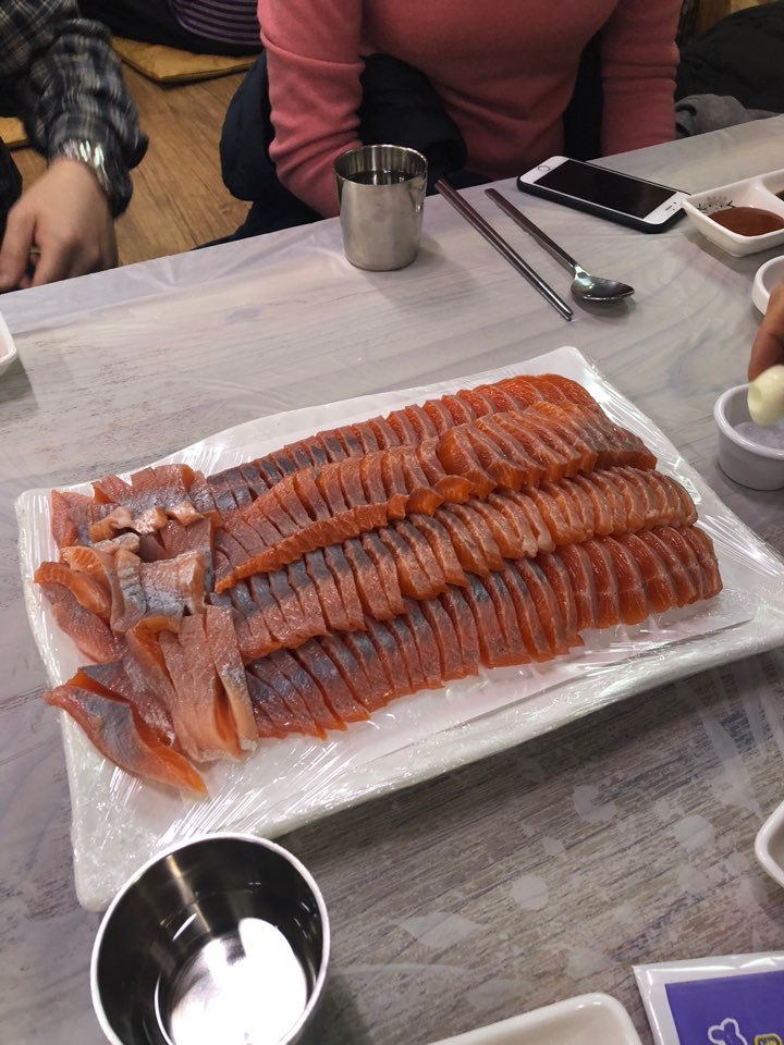 영강송어회 이미지