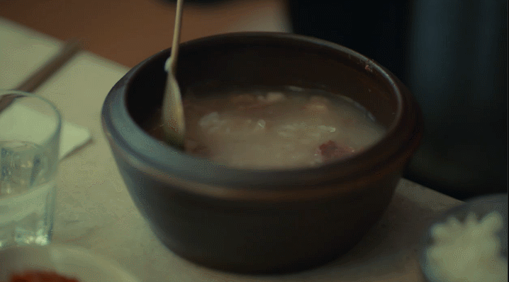 [알함브라] 오늘자 불판에서 의견이 갈린 장면.gif | 인스티즈