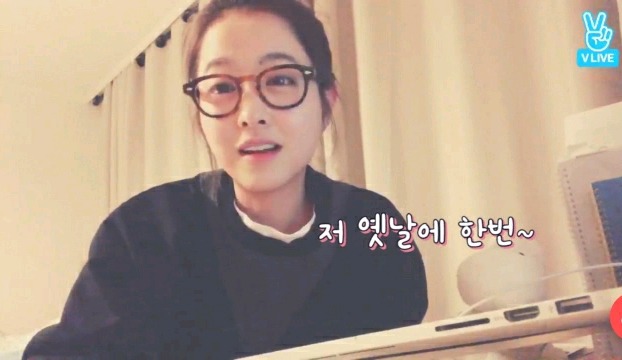 지하철 탔는데 옆자리에 본인 영상보는 시민을 만난 박보영 | 인스티즈