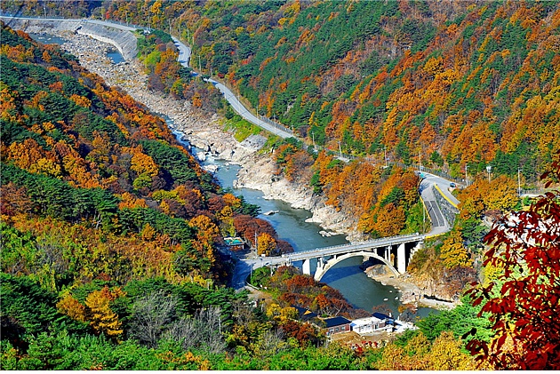 용유담 이미지