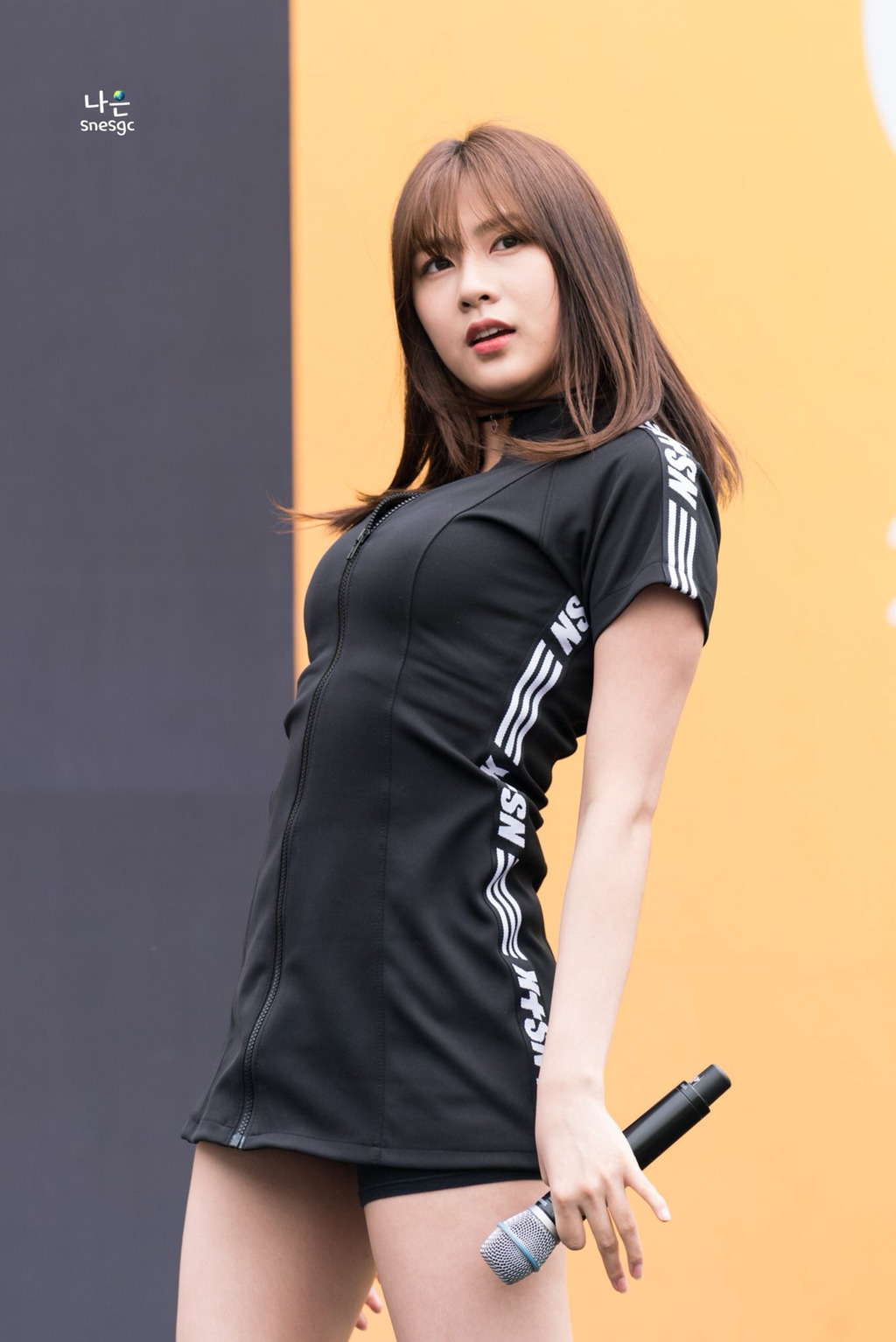 [에이핑크] 피곤한 하루의 시작이라서 하영이 | 인스티즈