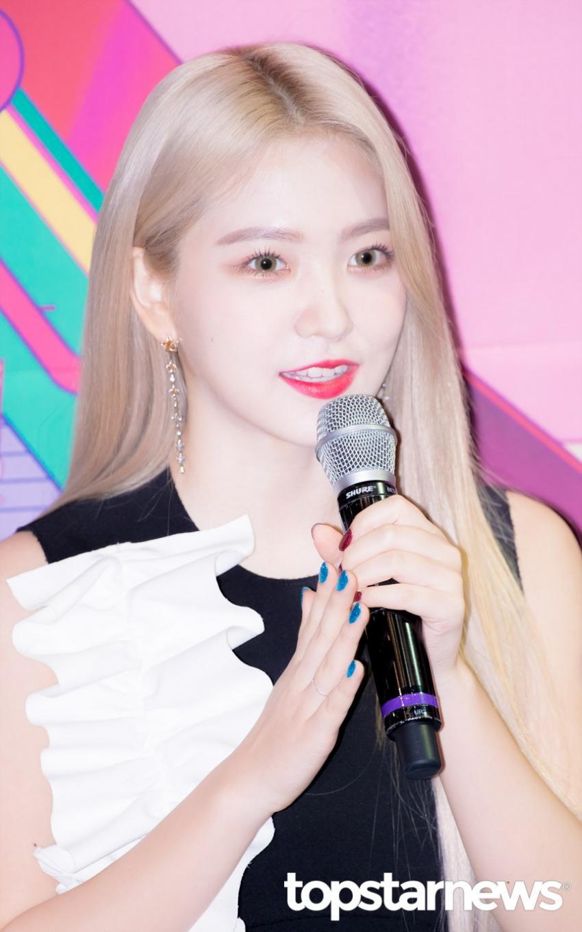레드벨벳 레드룸 콘서트 8/20 기자회견 사진 | 인스티즈