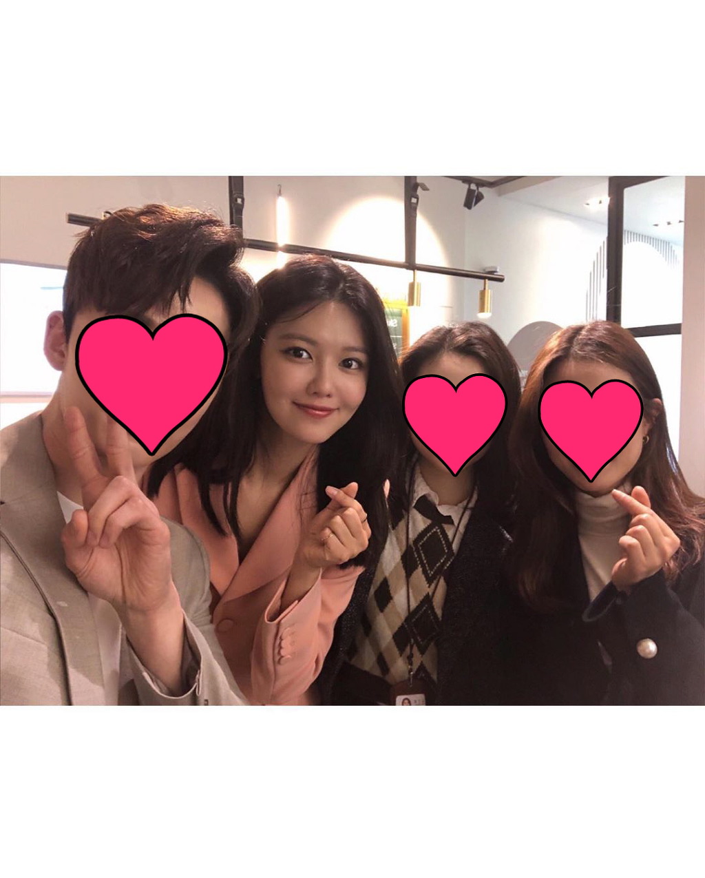 9959A8335E42C7911F50E6