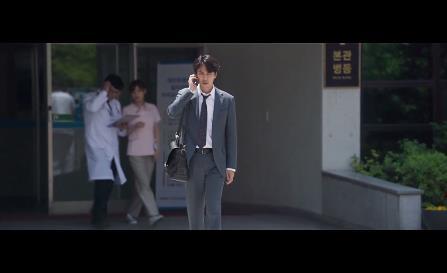 나에게만 그녀가 보이기 시작했다. 천우희 김남길 주연 ＜영화 어느날＞ 07 | 인스티즈