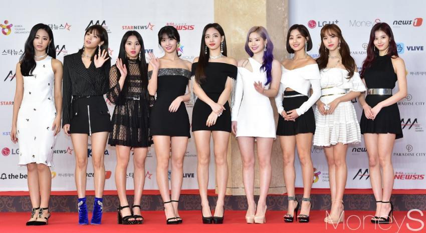오늘자 예옆예 트와이스 ㄷㄷㄷ | 인스티즈